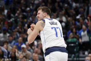 传统服饰的 传统服饰的